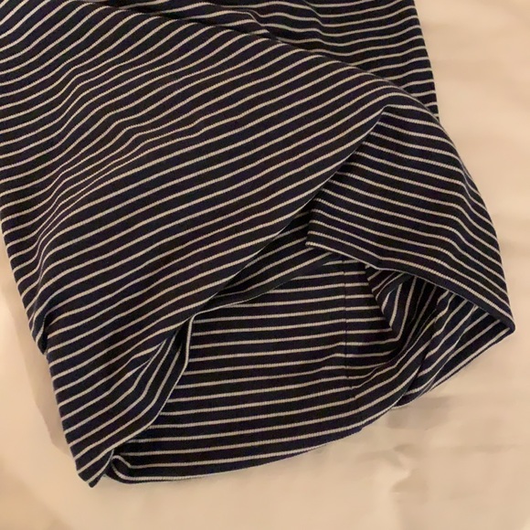 BCBG Body-con Skirt - Picture 4 of 4